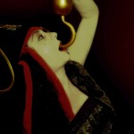 Jenny Hook colgada de su garfio II